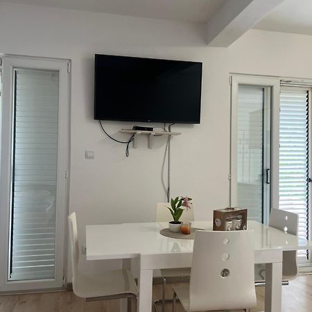 Apartman Iskra Bijela Ngoại thất bức ảnh